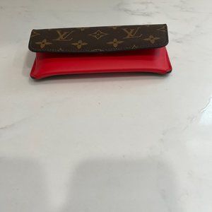 Louis Vuitton Woody Monogram eye glass case. Flawless condition. Authentic.